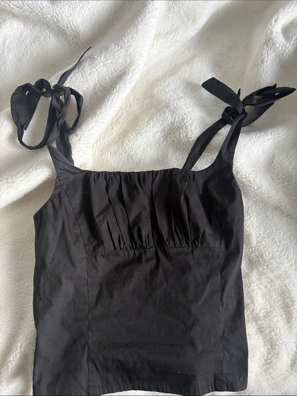 Dynamite black cute top with tied bows on both sides! Size xxs black